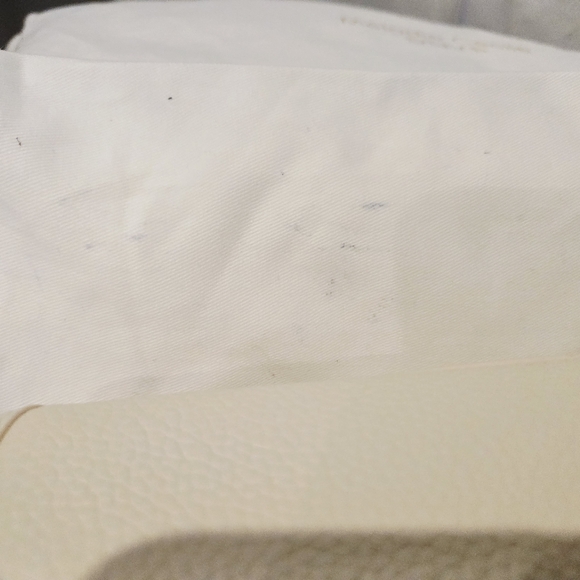 Mélodie Cécile "Le Petit Paris 15" in A Buttercream Color - Picture 17 of 17